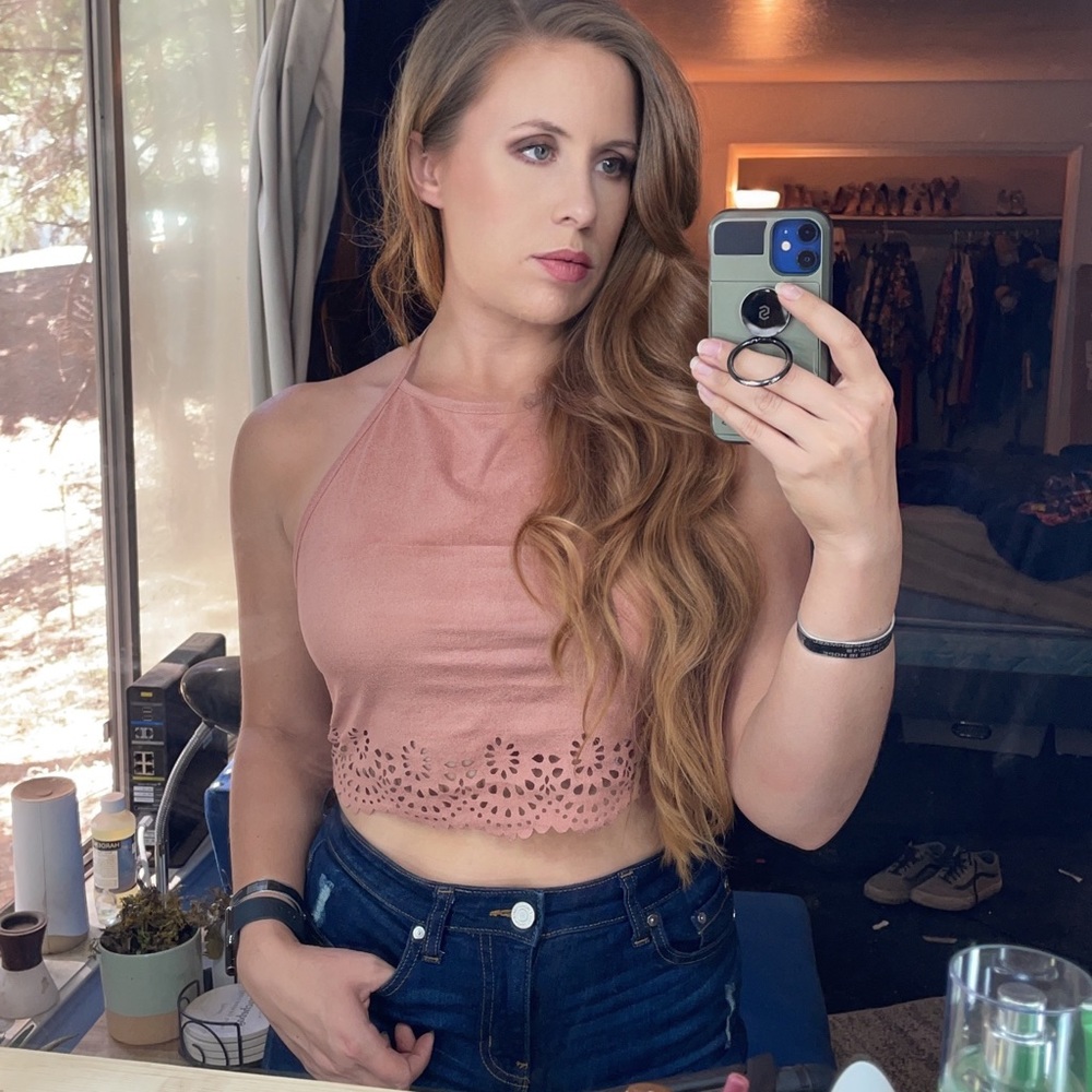 Meet your Posher, Shey